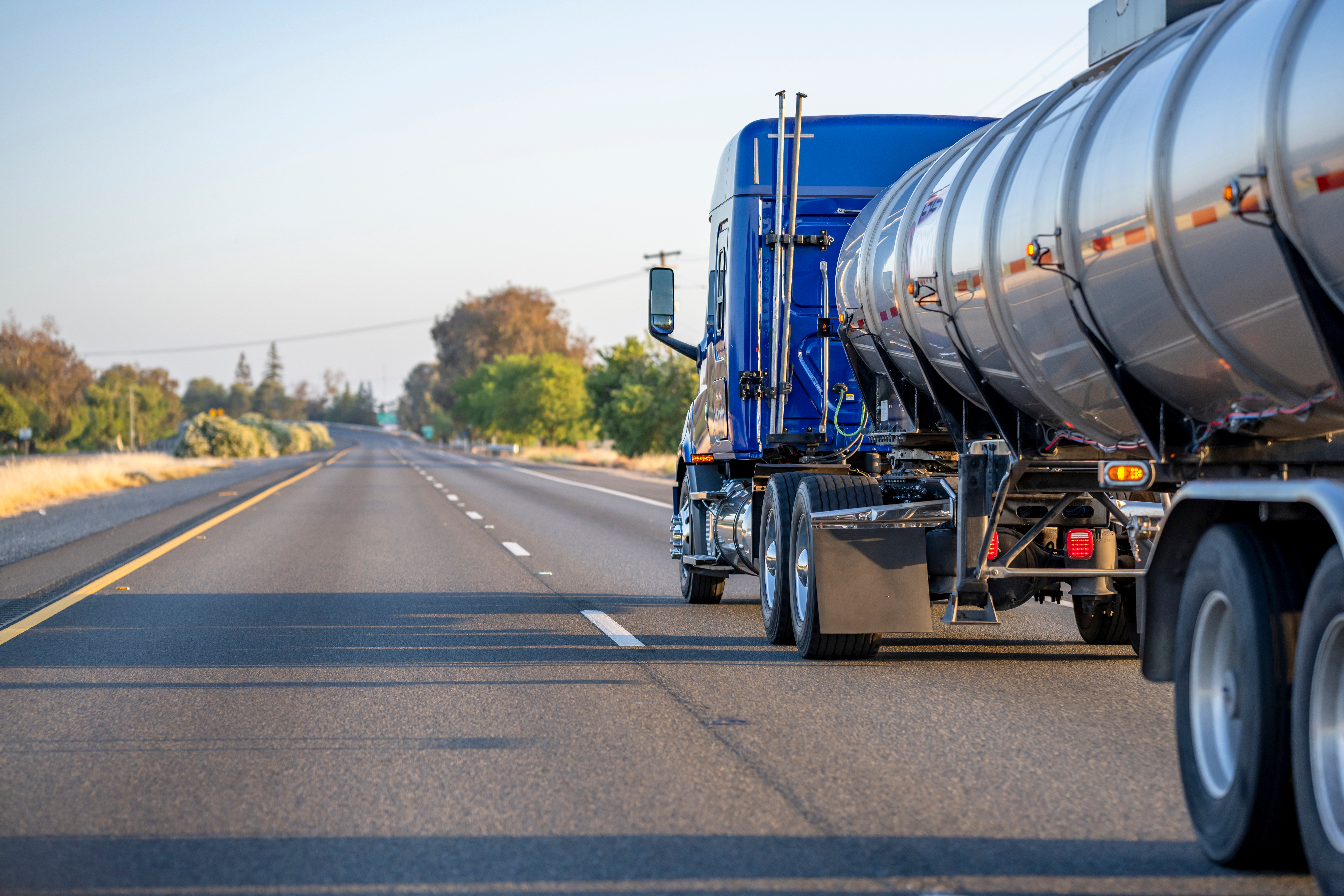 Penley Transportation crude oil hauling trucks - Professional crude hauling fleet serving Oklahoma, Kansas, Texas, New Mexico